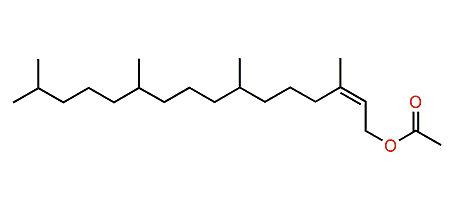 (Z)-phytyl acetate